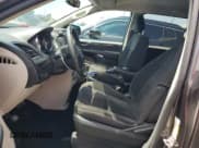 ✅ 2018 Dodge Grand Caravan SE • VIN: 2C4RDGBG2JR180586 • Lot: 57832385. Wystawiony na Copart z przebiegiem 118 867 mil. Bezpłatny archiwum sprzedaży aukcyjnych z USA i szczegółowy raport historii pojazdu na DreamBid. Zdjęcie 7.