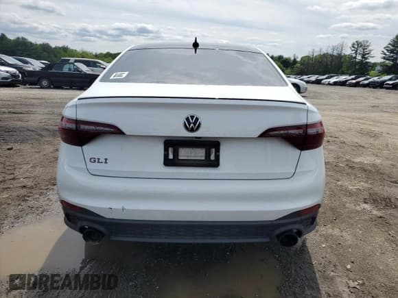 ✅ 2022 Volkswagen Jetta Autobahn • VIN: 3VW2T7BU4NM017006 • Lot: 55881285. Listed on Copart with 52,828 mi. Free auction sales archive from the USA and detailed vehicle history report at DreamBid. Image 6.