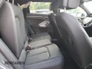 ✅ 2022 Audi Q3 Premium • VIN: WA1AUCF39N1048278 • Lot: 70220635. Wystawiony na Copart z przebiegiem 18 346 mil. Bezpłatny archiwum sprzedaży aukcyjnych z USA i szczegółowy raport historii pojazdu na DreamBid. Zdjęcie 11.