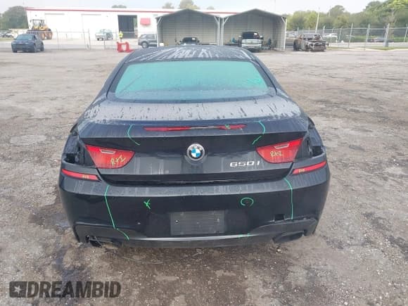 ✅ 2012 BMW 6 Series 650i xDrive • VIN: WBALX5C52CC894130 • Лот: 43309112. Опубликован ранее на IAAI с пробегом 97 370 миль. Бесплатный доступ к архиву аукционных продаж из США и подробный отчёт об истории автомобиля на DreamBid. Изображение 16.