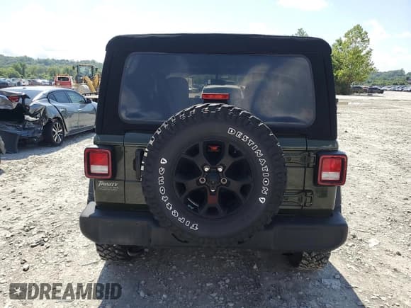 ✅ 2022 Jeep Wrangler Sport S • VIN: 1C4GJXAN7NW216074 • Lot: 64981795. Wystawiony na Copart z przebiegiem 29 394 mil. Bezpłatny archiwum sprzedaży aukcyjnych z USA i szczegółowy raport historii pojazdu na DreamBid. Zdjęcie 6.