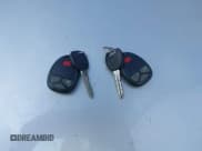 ✅ 2007 Chevrolet Silverado 1500 • VIN: 2GCFC13Y971660819 • Lot: 42157174. Wystawiony na IAAI z przebiegiem 480 357 mil. Bezpłatny archiwum sprzedaży aukcyjnych z USA i szczegółowy raport historii pojazdu na DreamBid. Zdjęcie 11.