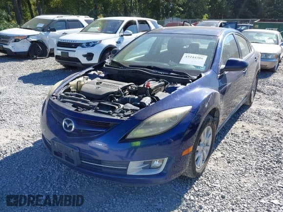 ✅ 2010 Mazda 6 i Touring • VIN: 1YVHZ8CHXA5M31873 • Lot: 43244386. Wystawiony na IAAI z przebiegiem 135 997 mil. Bezpłatny archiwum sprzedaży aukcyjnych z USA i szczegółowy raport historii pojazdu na DreamBid. Zdjęcie 6.