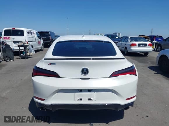 ✅ 2024 Acura Integra w/A-Spec Package • VIN: 19UDE4H37RA017282 • Lot: 42147570. Listed on IAAI with 16,016 mi. Free auction sales archive from the USA and detailed vehicle history report at DreamBid. Image 16.