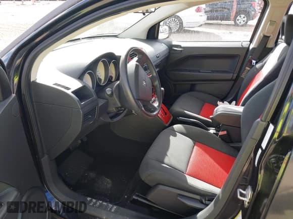 ✅ 2008 Dodge Caliber SXT • VIN: 1B3HB48B98D506460 • Lot: 41829536. Listed on IAAI with 61,826 mi. Free auction sales archive from the USA and detailed vehicle history report at DreamBid. Image 5.