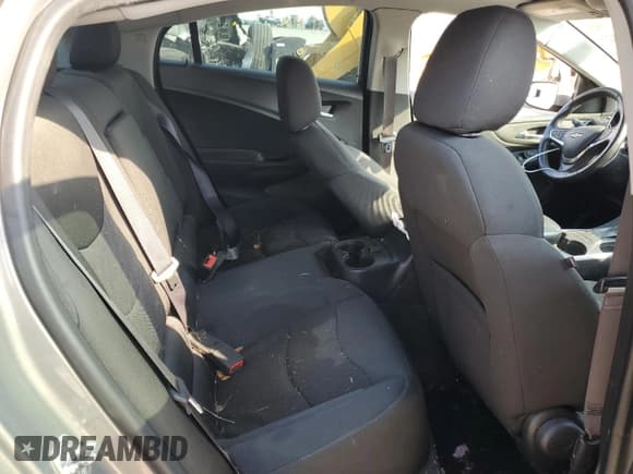 ✅ 2017 Chevrolet Volt LT • VIN: 1G1RA6S50HU155502 • Lot: 76121254. Wystawiony na Copart z przebiegiem Nie podano. Bezpłatny archiwum sprzedaży aukcyjnych z USA i szczegółowy raport historii pojazdu na DreamBid. Zdjęcie 10.