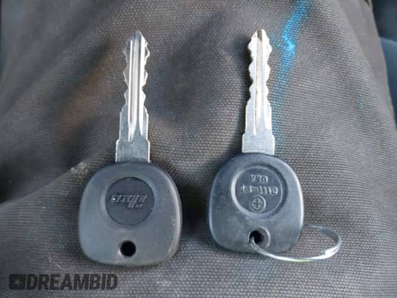 2008 Chevrolet Silverado 1500 Work Truck with VIN 1GCEC19J88E150189, listed as a IAAI auction lot 41481716 with 175,413 mi miles and . Bid and sale history available at DreamBid. Image 11.