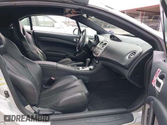 ✅ 2008 Mitsubishi Eclipse GS • VIN: 4A3AL25F18E001125 • Lot: 41672497. Wystawiony na IAAI z przebiegiem 132 314 mil. Bezpłatny archiwum sprzedaży aukcyjnych z USA i szczegółowy raport historii pojazdu na DreamBid. Zdjęcie 5.