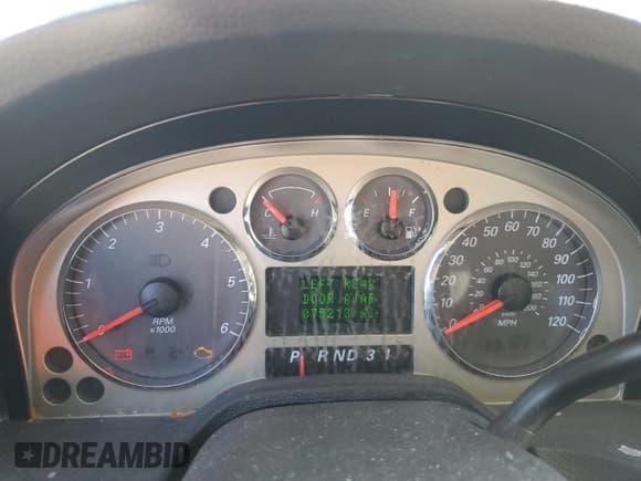 ✅ 2007 Mercury Monterey Luxury • VIN: 2MRDA22247BJ00388 • Лот: 46443065. Опубликован ранее на Copart с пробегом 75 213 миль. Бесплатный доступ к архиву аукционных продаж из США и подробный отчёт об истории автомобиля на DreamBid. Изображение 9.