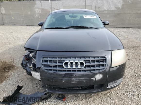✅ 2003 Audi TT • VIN: TRUWT28N131019058 • Lot: 87118744. Listed on Copart with 164,154 mi. Free auction sales archive from the USA and detailed vehicle history report at DreamBid. Image 5.