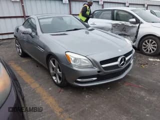 ✅ 2012 Mercedes-Benz SLK 350 • VIN: WDDPK5HA1CF007243 • Lot: 41313121. Wystawiony na IAAI z przebiegiem 137 538 mil. Bezpłatny archiwum sprzedaży aukcyjnych z USA i szczegółowy raport historii pojazdu na DreamBid. Zdjęcie 1.