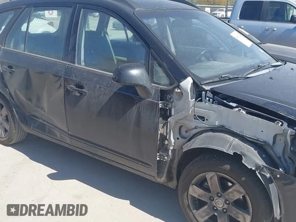 ✅ 2008 Kia Rondo LX • VIN: KNAFG525587206071 • Lot: 41801223. Listed on IAAI with 195,159 mi. Free auction sales archive from the USA and detailed vehicle history report at DreamBid. Image 6.