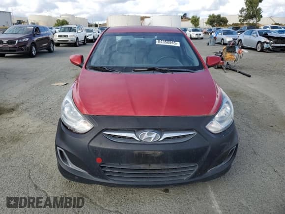 ✅ 2013 Hyundai Accent GLS • VIN: KMHCT4AE2DU548002 • Лот: 84558945. Опубликован ранее на Copart с пробегом 167 210 миль. Бесплатный доступ к архиву аукционных продаж из США и подробный отчёт об истории автомобиля на DreamBid. Изображение 5.