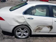 ✅ 2005 Acura TSX • VIN: JH4CL96885C033368 • Lot: 42316386. Listed on IAAI with 338,591 mi. Free auction sales archive from the USA and detailed vehicle history report at DreamBid. Image 13.