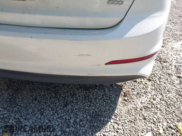 2017 Hyundai Elantra Eco с VIN 5NPD94LA4HH070912, выставлен на аукционе IAAI как лот 43328163 с пробегом 240 688 миль миль и . История ставок и продаж доступна на DreamBid. Изображение 12.