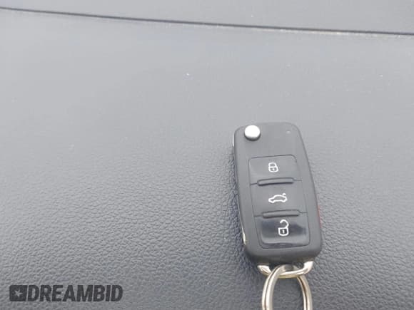 ✅ 2011 Volkswagen Jetta SE • VIN: 3VWDZ7AJ1BM054752 • Lot: 42361126. Listed on IAAI with 240,341 mi. Free auction sales archive from the USA and detailed vehicle history report at DreamBid. Image 11.