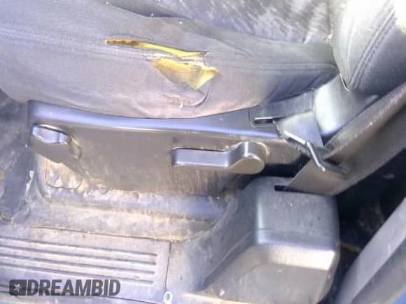 ✅ 2008 Chevrolet Silverado 1500 Work Truck • VIN: 1GCEC19XX8Z218263 • Lot: 43679318. Listed on IAAI with 122,885 mi. Free auction sales archive from the USA and detailed vehicle history report at DreamBid. Image 8.