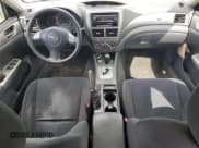 ✅ 2008 Subaru Impreza i • VIN: JF1GH61608H830199 • Лот: 61832935. Опубликован ранее на Copart с пробегом 310 228 миль. Бесплатный доступ к архиву аукционных продаж из США и подробный отчёт об истории автомобиля на DreamBid. Изображение 8.