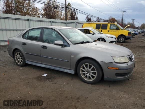 ✅ 2004 Saab 9-3 Linear • VIN: YS3FB45S541042937 • Lot: 77580564. Wystawiony na Copart z przebiegiem 195 382 mil. Bezpłatny archiwum sprzedaży aukcyjnych z USA i szczegółowy raport historii pojazdu na DreamBid. Zdjęcie 4.