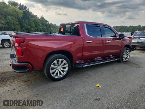 2019 Chevrolet Silverado 1500 High Country with VIN 1GCUYHED1KZ127763, listed as a Copart auction lot 82166625 with 17,984 mi miles and Salvage title. Bid and sale history available at DreamBid. Image 3.