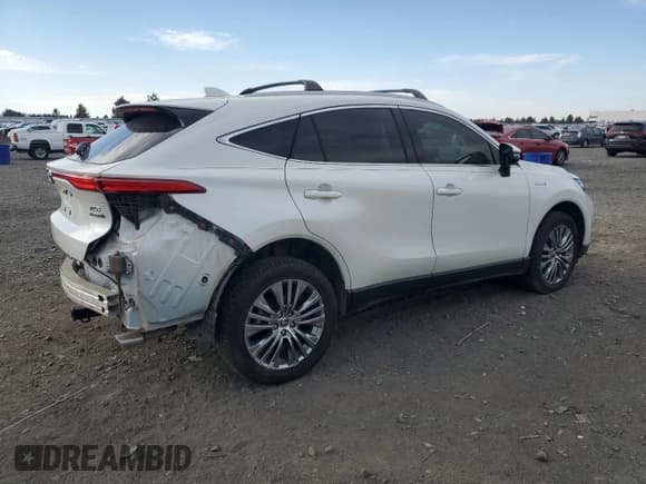 ✅ 2021 Toyota Venza XLE • VIN: JTEAAAAH6MJ021278 • Lot: 85588745. Listed on Copart with 61,920 mi. Free auction sales archive from the USA and detailed vehicle history report at DreamBid. Image 3.