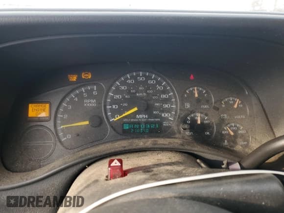✅ 2001 Chevrolet Suburban LT • VIN: 3GNFK16T91G183737 • Лот: 42686695. Опубликован ранее на Copart с пробегом 218 310 миль. Бесплатный доступ к архиву аукционных продаж из США и подробный отчёт об истории автомобиля на DreamBid. Изображение 9.
