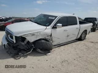 2017 Ram 1500 Limited z VIN 1C6RR7PT2HS793945, wystawiony jako Copart lot #53526635 z przebiegiem 91 515 mil mil oraz Szkoda całkowita • Salvage title. Historia ofert i sprzedaży dostępna na DreamBid. Obrazek 1.