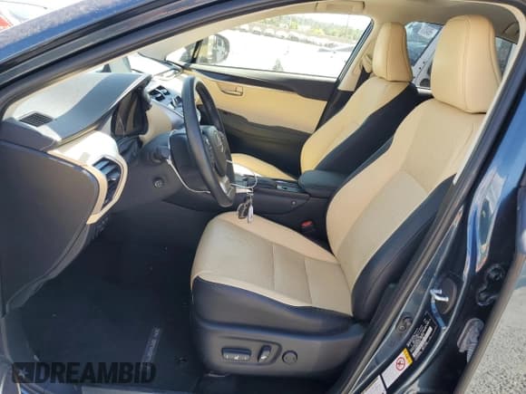 ✅ 2015 Lexus NX 200t • VIN: JTJYARBZ0F2012000 • Lot: 70701045. Listed on Copart with 34,740 mi. Free auction sales archive from the USA and detailed vehicle history report at DreamBid. Image 7.