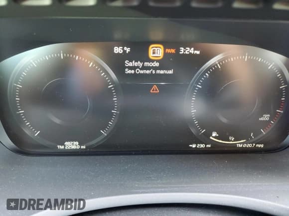 ✅ 2021 Volvo XC90 Momentum • VIN: YV4A22PK4M1714762 • Lot: 70361075. Listed on Copart with 48,239 mi. Free auction sales archive from the USA and detailed vehicle history report at DreamBid. Image 9.