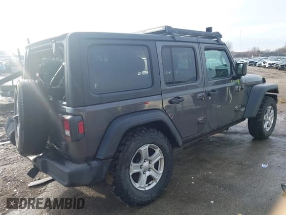 ✅ 2021 Jeep Wrangler Unlimited Sport S • VIN: 1C4HJXDN7MW744860 • Lot: 41722562. Listed on IAAI with Not provided. Free auction sales archive from the USA and detailed vehicle history report at DreamBid. Image 4.
