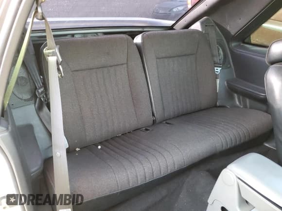 ✅ 1993 Ford Mustang GT • VIN: 1FACP42EXPF196518 • Лот: 42193095. Опубликован ранее на Copart с пробегом 69 207 миль. Бесплатный доступ к архиву аукционных продаж из США и подробный отчёт об истории автомобиля на DreamBid. Изображение 10.