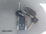 ✅ 2015 Chevrolet Silverado 2500HD LT • VIN: 1GC2KVEG2FZ533591 • Lot: 42689674. Wystawiony na IAAI z przebiegiem 133 697 mil. Bezpłatny archiwum sprzedaży aukcyjnych z USA i szczegółowy raport historii pojazdu na DreamBid. Zdjęcie 11.