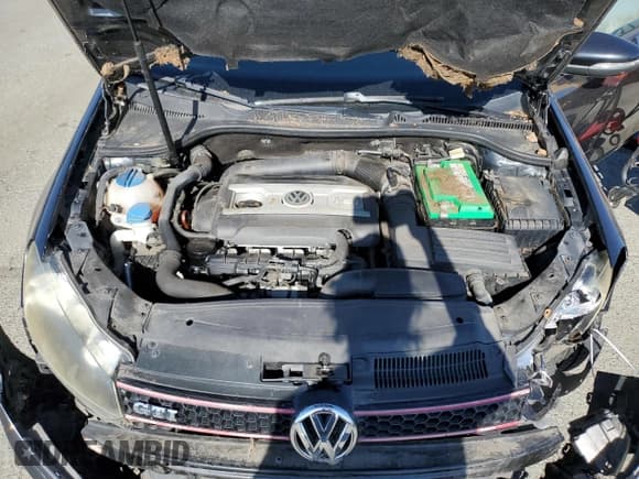 ✅ 2010 Volkswagen Golf GTI • VIN: WVWFD7AJ2AW153010 • Лот: 56230785. Опубликован ранее на Copart с пробегом 29 865 миль. Бесплатный доступ к архиву аукционных продаж из США и подробный отчёт об истории автомобиля на DreamBid. Изображение 11.