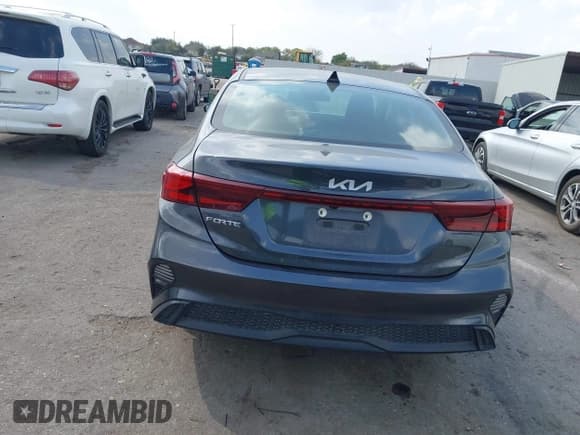 ✅ 2023 Kia Forte LXS • VIN: 3KPF24AD3PE536357 • Lot: 43527560. Listed on IAAI with 170,770 mi. Free auction sales archive from the USA and detailed vehicle history report at DreamBid. Image 16.