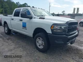 ✅ 2024 Ram 2500 Tradesman • VIN: 3C6UR5CJXRG237863 • Lot: 42534964. Wystawiony na IAAI z przebiegiem 5 471 mil. Bezpłatny archiwum sprzedaży aukcyjnych z USA i szczegółowy raport historii pojazdu na DreamBid. Zdjęcie 1.