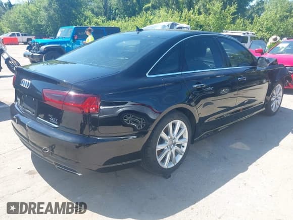 ✅ 2016 Audi A6 Premium Plus • VIN: WAUGFAFC1GN171449 • Лот: 42634270. Опубликован ранее на IAAI с пробегом 86 273 миль. Бесплатный доступ к архиву аукционных продаж из США и подробный отчёт об истории автомобиля на DreamBid. Изображение 4.