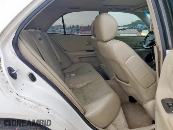 ✅ 2002 Lexus IS 300/350 • VIN: JTHBD192720046577 • Lot: 90395645. Listed on Copart with 197,635 mi. Free auction sales archive from the USA and detailed vehicle history report at DreamBid. Image 10.