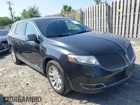✅ 2015 Lincoln MKT • VIN: 2LMHJ5NK3FBL03367 • Лот: 42742554. Опубликован ранее на IAAI с пробегом 204 479 миль. Бесплатный доступ к архиву аукционных продаж из США и подробный отчёт об истории автомобиля на DreamBid. Изображение 1.