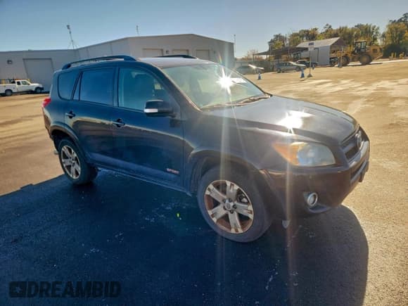 ✅ 2011 Toyota RAV4 Sport • VIN: JTMRK4DV4B5105242 • Lot: 94035715. Listed on Copart with 175,408 mi. Free auction sales archive from the USA and detailed vehicle history report at DreamBid. Image 4.