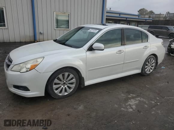 ✅ 2012 Subaru Legacy Limited • VIN: 4S3BMDK61C2007294 • Лот: 43211025. Опубликован ранее на Copart с пробегом 184 678 миль. Бесплатный доступ к архиву аукционных продаж из США и подробный отчёт об истории автомобиля на DreamBid. Изображение 1.