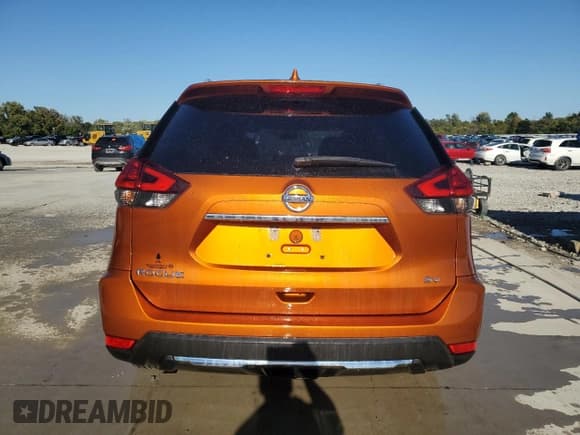 ✅ 2018 Nissan Rogue SV • VIN: 5N1AT2MTXJC817631 • Лот: 87376705. Опубликован ранее на Copart с пробегом 126 681 миль. Бесплатный доступ к архиву аукционных продаж из США и подробный отчёт об истории автомобиля на DreamBid. Изображение 6.