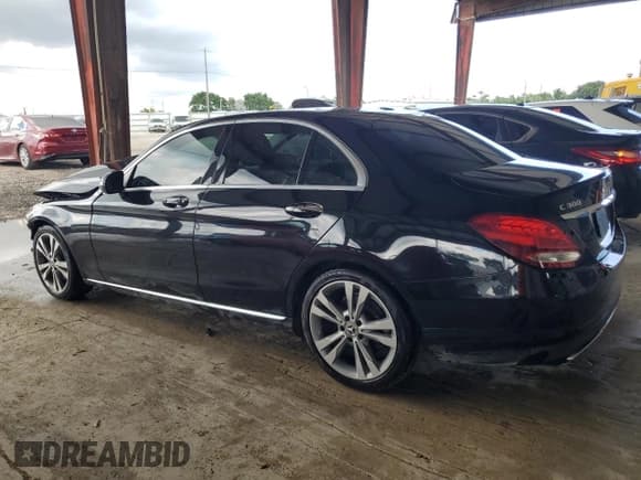 ✅ 2017 Mercedes-Benz C 300 • VIN: 55SWF4JB7HU231439 • Lot: 90723075. Listed on Copart with 93,546 mi. Free auction sales archive from the USA and detailed vehicle history report at DreamBid. Image 2.