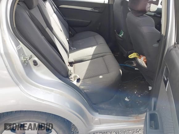 ✅ 2010 Chevrolet Aveo 1LT • VIN: KL1TD5DE9AB070517 • Lot: 43524815. Wystawiony na IAAI z przebiegiem 141 600 mil. Bezpłatny archiwum sprzedaży aukcyjnych z USA i szczegółowy raport historii pojazdu na DreamBid. Zdjęcie 8.