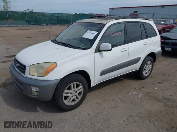 ✅ 2001 Toyota RAV4 • VIN: JTEGH20VX10009705 • Lot: 43210667. Listed on IAAI with 183,636 mi. Free auction sales archive from the USA and detailed vehicle history report at DreamBid. Image 2.
