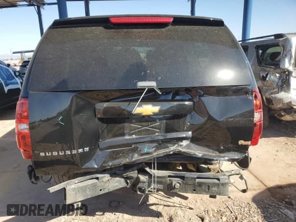 ✅ 2014 Chevrolet Suburban LTZ • VIN: 1GNSKKE72ER178233 • Lot: 74854114. Wystawiony na Copart z przebiegiem 120 570 mil. Bezpłatny archiwum sprzedaży aukcyjnych z USA i szczegółowy raport historii pojazdu na DreamBid. Zdjęcie 6.