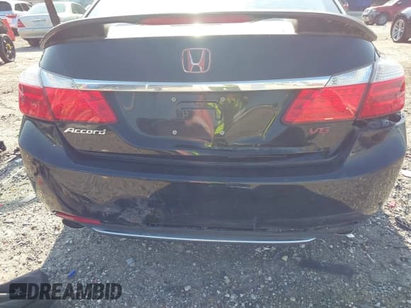 ✅ 2013 Honda Accord EX-L • VIN: 1HGCR3F89DA022646 • Lot: 42814245. Listed on IAAI with 93,721 mi. Free auction sales archive from the USA and detailed vehicle history report at DreamBid. Image 6.