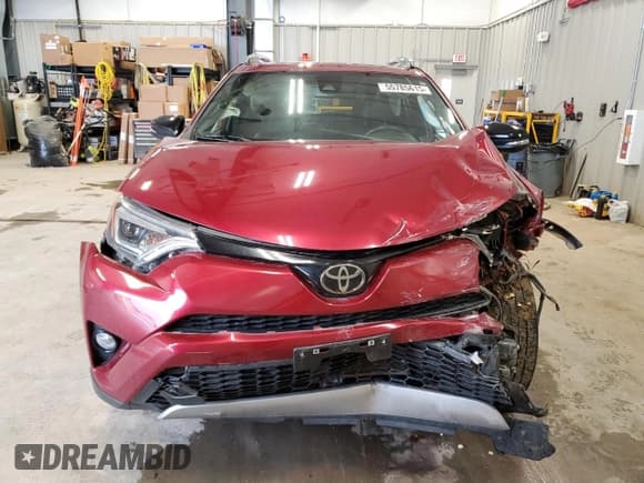 ✅ 2018 Toyota RAV4 SE • VIN: JTMJFREV3JD233635 • Lot: 55785615. Listed on Copart with 96,638 mi. Free auction sales archive from the USA and detailed vehicle history report at DreamBid. Image 5.