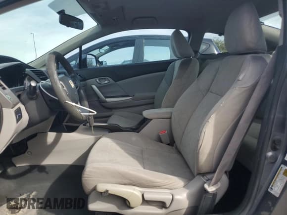 ✅ 2012 Honda Civic LX • VIN: 2HGFG3B56CH542026 • Lot: 91512855. Wystawiony na Copart z przebiegiem 162 823 mil. Bezpłatny archiwum sprzedaży aukcyjnych z USA i szczegółowy raport historii pojazdu na DreamBid. Zdjęcie 7.