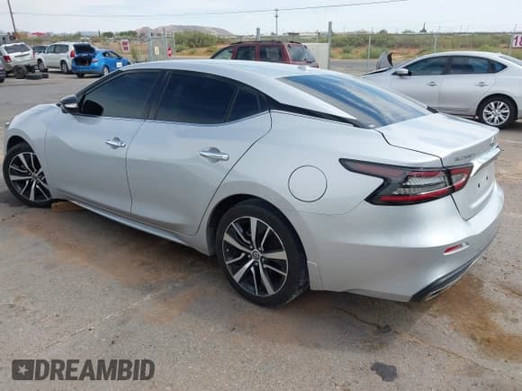 ✅ 2020 Nissan Maxima SV • VIN: 1N4AA6CV9LC385899 • Лот: 43126423. Опубликован ранее на IAAI с пробегом 52 067 миль. Бесплатный доступ к архиву аукционных продаж из США и подробный отчёт об истории автомобиля на DreamBid. Изображение 3.