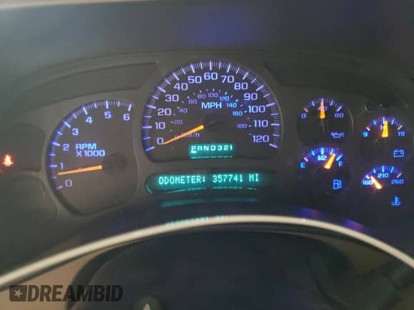 ✅ 2003 GMC Sierra 1500 SLE • VIN: 1GTEK19T83E172142 • Лот: 86137905. Опубликован ранее на Copart с пробегом 357 741 миль. Бесплатный доступ к архиву аукционных продаж из США и подробный отчёт об истории автомобиля на DreamBid. Изображение 9.